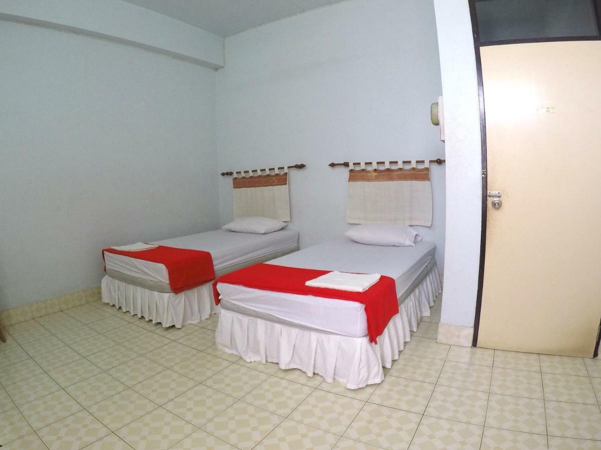 Fame Guesthouse Chumphon Eksteriør billede